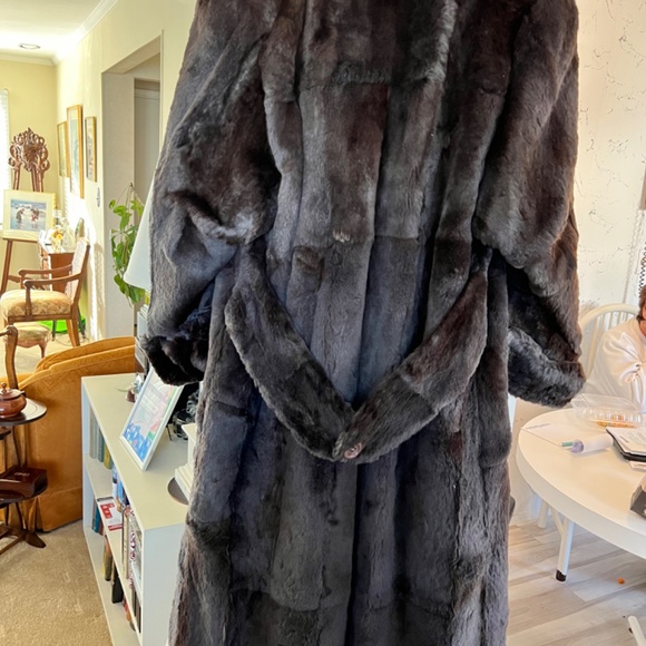 Long Rabbit coat - Picture 10 of 12